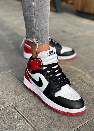 Кросівки жіночі найк supreme nike air jordan
