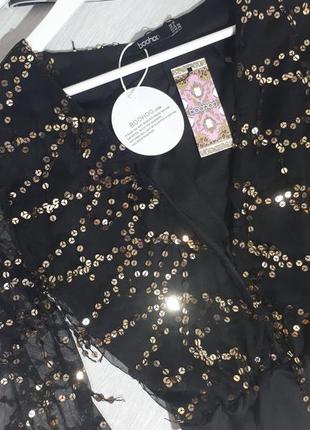 Боді в паєтках з v-подібним вирізом boohoo/чорний боді сітка з рукавами-воланами