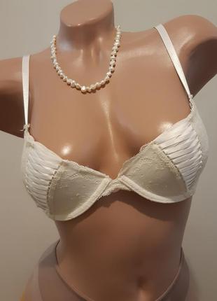 Бюстгальтер пуш-ап, размер 70в/с  подарок к покупке