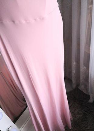 Красивое пудровое платье в пол с небольшим шлейфом на спине переплеты и стяжка6 фото