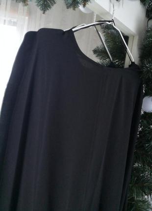 Чорное легкое платье пончо с кружевом3 фото