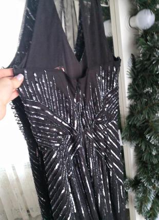Шикарное вечернее платье в пол чёрного цвета обшитое бисером4 фото