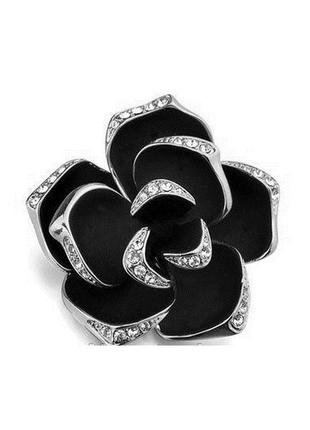 Стильная черная брошь брошка "крокус" с стразами по лепесткам розы розочки цветка под золото серебро1 фото