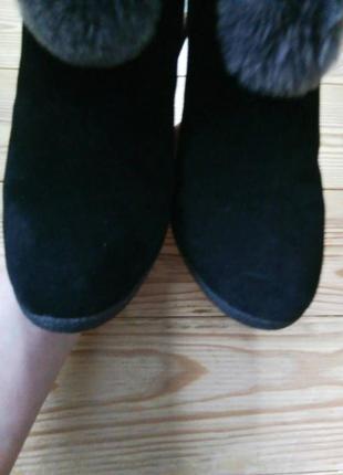 37р/24.5 зимние теплые замшевые черные ботинки с мехом,внутри цигейка,полу сапожки.2 фото