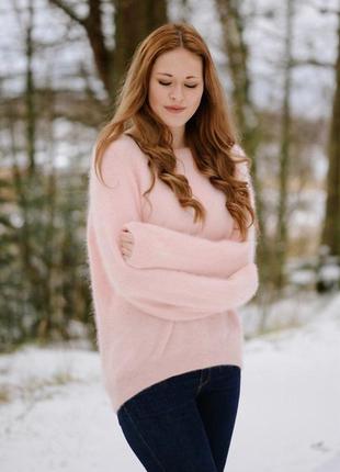 Нежно-розовый свитер h&m , ангора