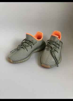 Кроссовки adidas yeezy1 фото