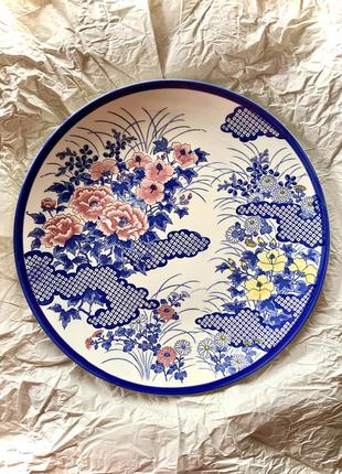 Блюдо 38см керамика япония винтаж белая глина форма круглая цвет синий желтый коралловый ретро