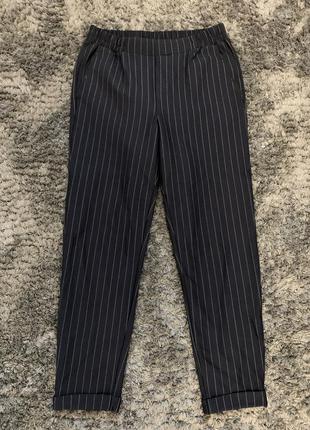 Брюки в полоску bershka