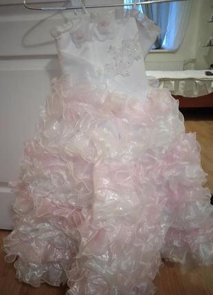 Платье нарядное, рост 110-122, р.32