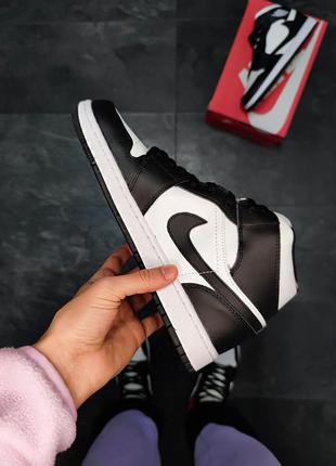 Зимние мужские кроссовки на меху nike air jordan 1 retro travis scott черные/белые, джордан2 фото