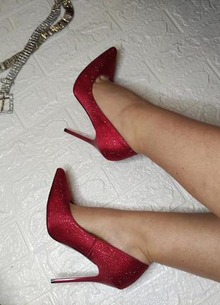 Огненные туфли стразы к новому году