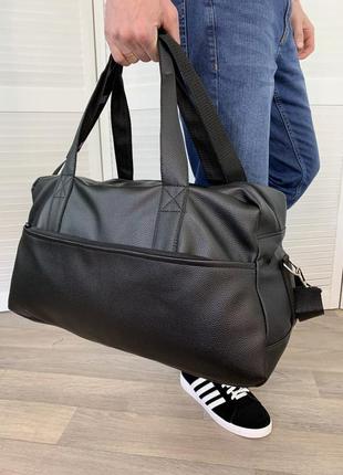 Спортивная мужская сумка черная4 фото
