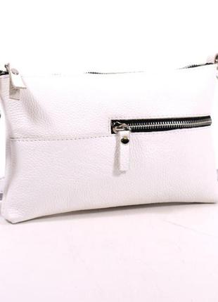 Женская маленькая кожаная сумка с длинным ремешком белая1 фото