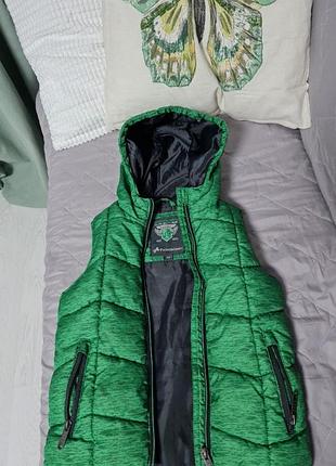 Жилет для мальчиа