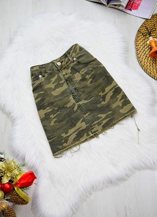 Юбка хаки камуфляжный принт трапеция деним высокая посадка