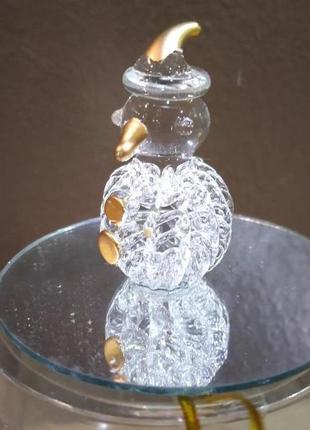 Стеклянная фигурка снеговик  в стиле в стиле сваровски
