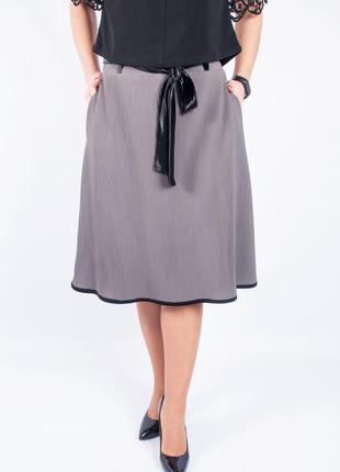 Жіноча спідниця а-силуету сірого кольору розмір 44