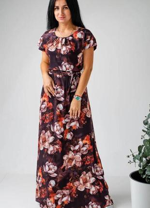 Легкое женское платье на лето с крупными цветами  коричневое в принт размеры 44-46,48-50,52-541 фото