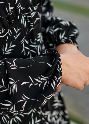 Черное женское платье-рубашка с растительным принтом  большие размеры 50, 52, 563 фото