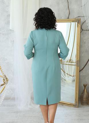 Бирюзовое строгое красивое женское платье прямого кроя из костюмной ткани на осень 52, 54, 56, 58, 602 фото