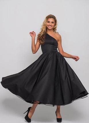 Шикарне вечірнє плаття