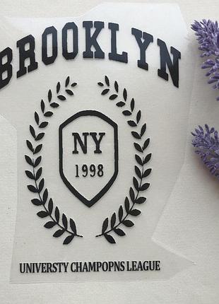 Термоаппликация, наклейка на одежду надпись "brooklyn 1998" черная 16х12 см.