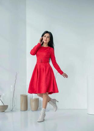 Торжественное красное молодежное платье замша с пышной юбкой миди  44, 46, 48, 50, 52, 54