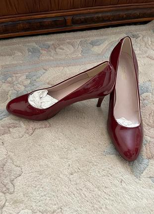 Туфлі шкіряні