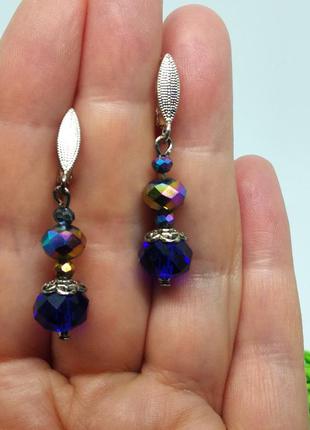 Сережки з синіми кристалами і перлами2 фото