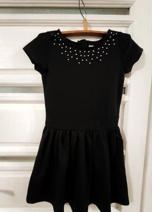 Черное нарядное трикотажное платье на девочку 140 см
