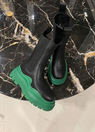 Bottega veneta green брендовые утепленные черные зелёные зимние сапоги с мехом натуральная кожа чорні зимні утеплені сапожки натуральна шкіра7 фото