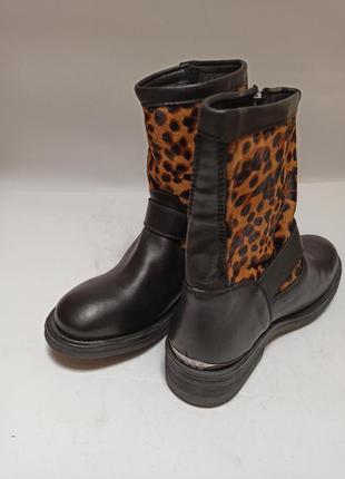 Стильные полусапожки оригинал  guess.брендове взуття stock