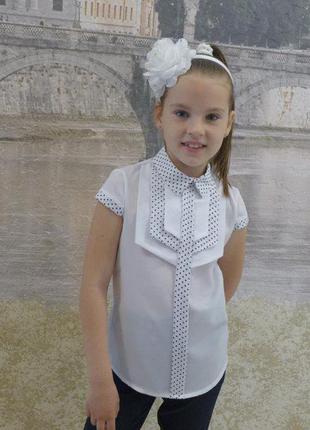 Блузка для дівчинки "накладки"(біла з обробкою в дрібний горошок) , розміри 30 - 40
