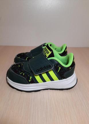 Кросівки adidas1 фото