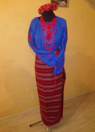 Блузка жіноча , синя , з червоною вишивкою , "маки з виноградом" матеріал, шифон ,домотканная тканина2 фото