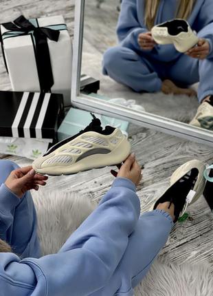 Adidas yeezy boost 700 v3 azael жіночі кросівки адідас ізі буст