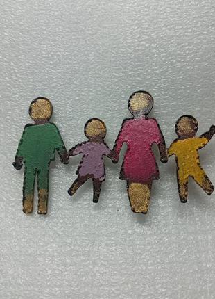 Брошь  пин 👪🌹🌹семья 2