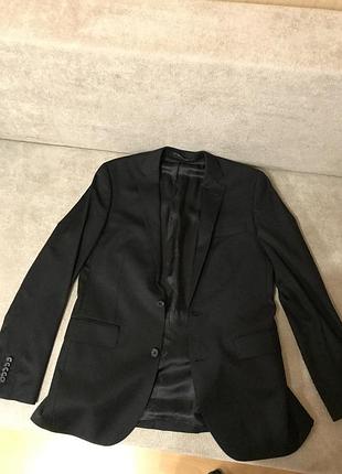 Мужской костюм cacharel