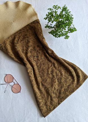 Красивый трикотажный хомутик.