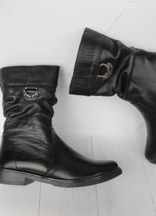 Зимние кожаные ботинки, полусапожки, сапоги 38 размера2 фото