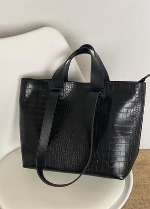 Чёрная женская вместительная сумка шоппер трансформер4 фото