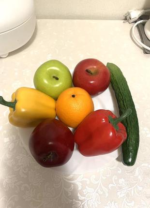 Фрукты декоративные