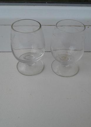 Два миниатюрных стеклянных бокала для коньяка с резьбой винтаж ссср