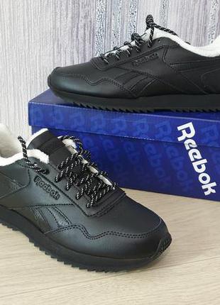 Reebok кожаные утепленные кроссовки. оригинал1 фото