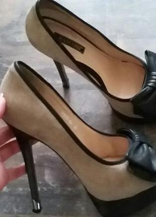 Туфлі шкіра 37 розмір