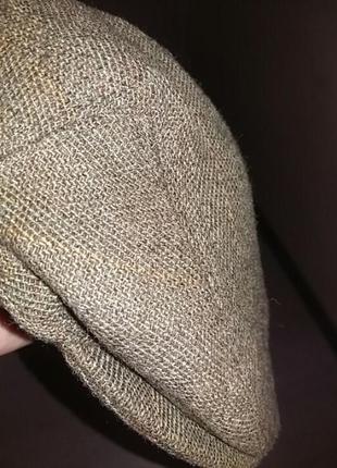 Крута вовняна    кепка  хуліганка . італія.