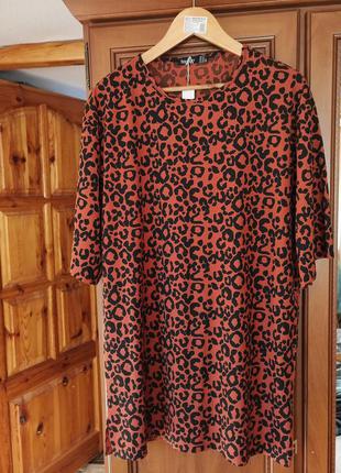 Платье-футболка в трендовый принте оверсайз