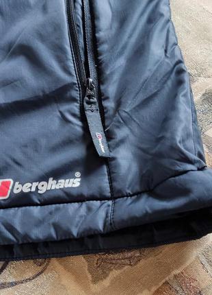 Жилетка на утеплителе primaloft® eco от berghaus (англия)10 фото