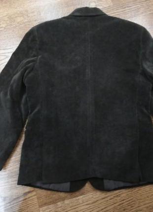 Велюровый пиджак для школьника2 фото