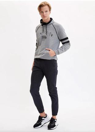 Брюки джоггеры.